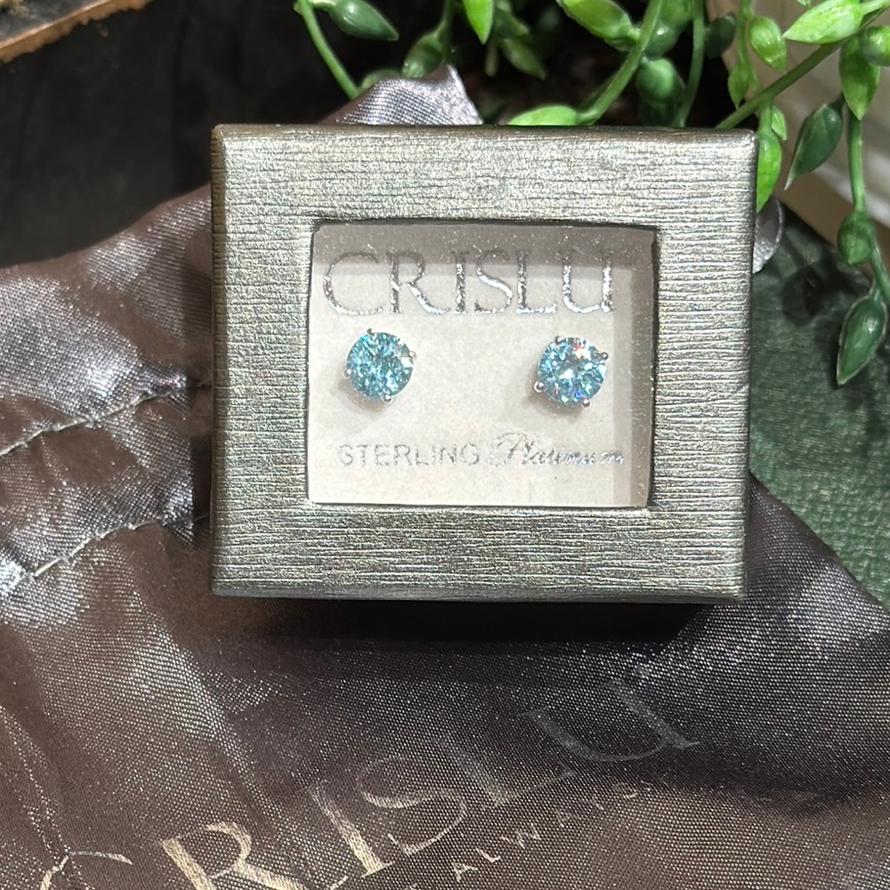 Crislu earrings